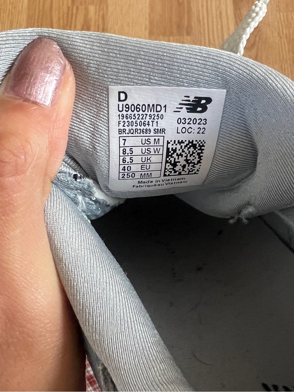 New Balance 9060 Moon Daze Arctic Grey Sneakers – Women’s Size 8.5 – Arctic Grey - Picture 7 of 8